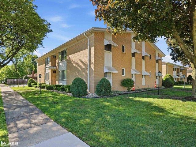 Condo for sale in Saint Clair Shores, Michigan