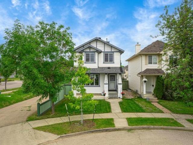 House for sale in Wedgewood, Alberta