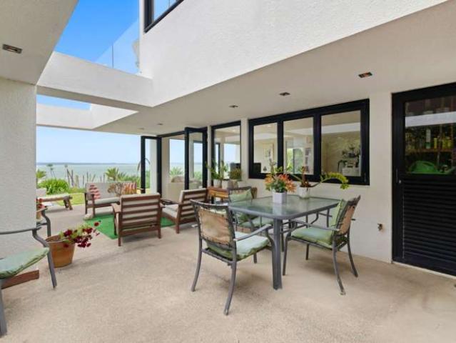 House for sale in Howick
