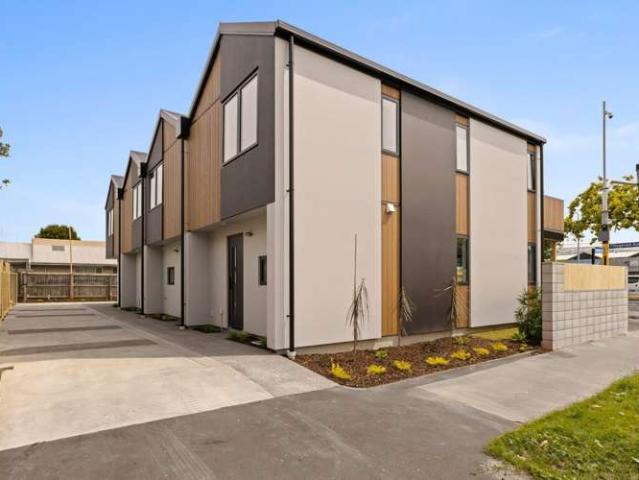 Townhouse for sale in Christchurch Central, Linwood-Central-Heathcote Community