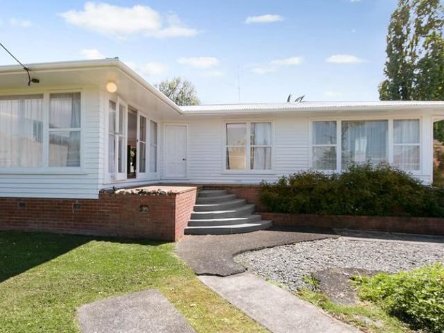 House for rent in Kelston, Oroua County