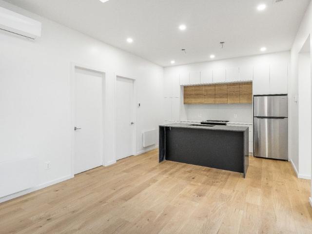 Apartment for rent in Pointe-Saint-Charles, Montréal
