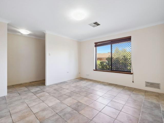 Apartment for rent in Carlisle, Western Australia