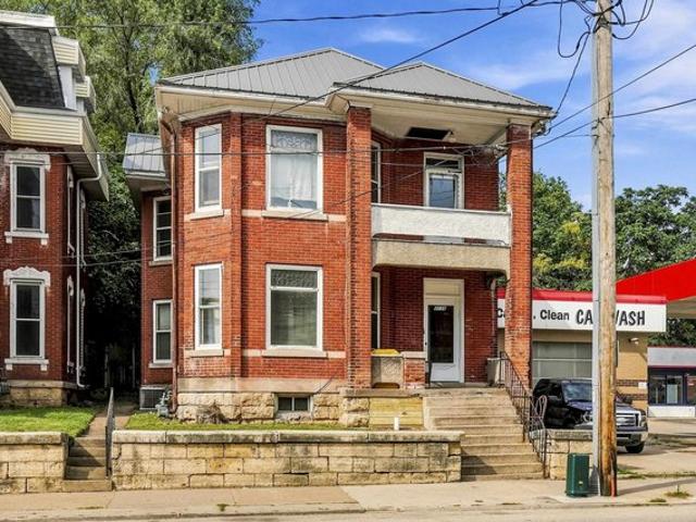 House for sale in Dubuque, Iowa