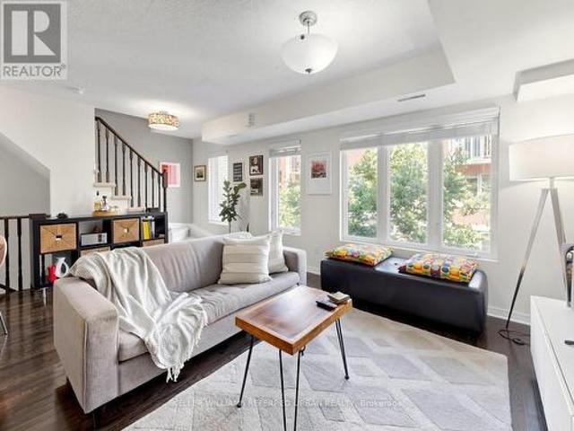 Townhouse for sale in Woburn, Ontario