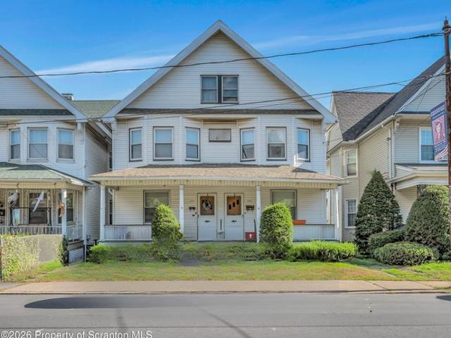 House for sale in Minooka, Scranton