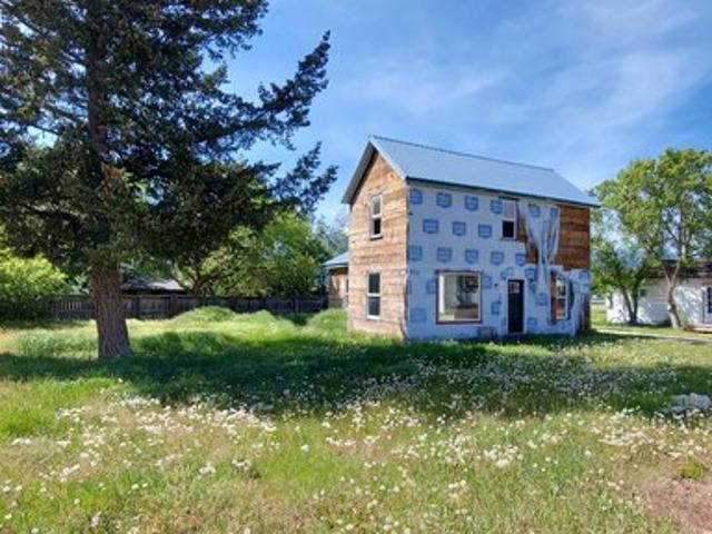 House for sale in Ravalli, Montana