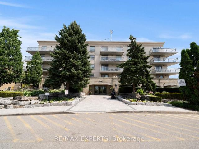 Condo for rent in Woburn, Ontario