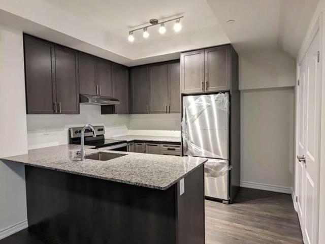 Condo for rent in Oakville, Ontario