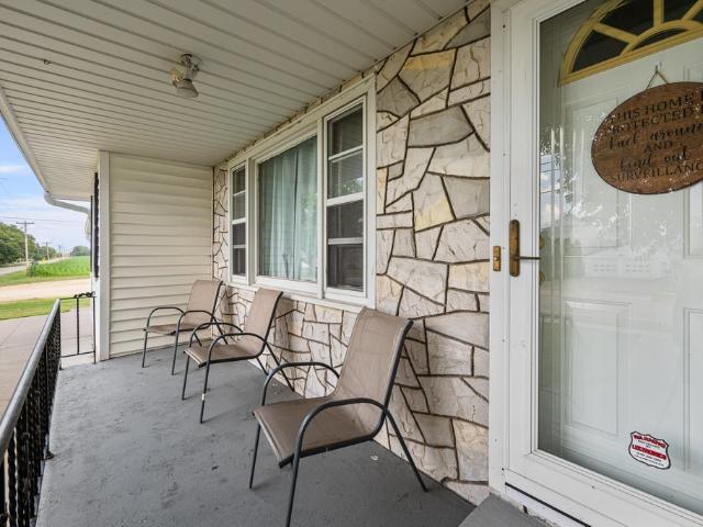 House for sale in Low Moor, Iowa