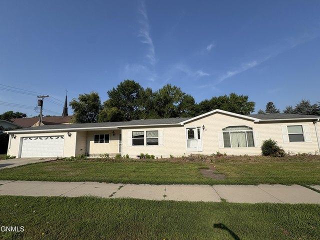 House for sale in Dickey, North Dakota