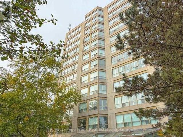 Condo for sale in Whitby, Golden Horseshoe