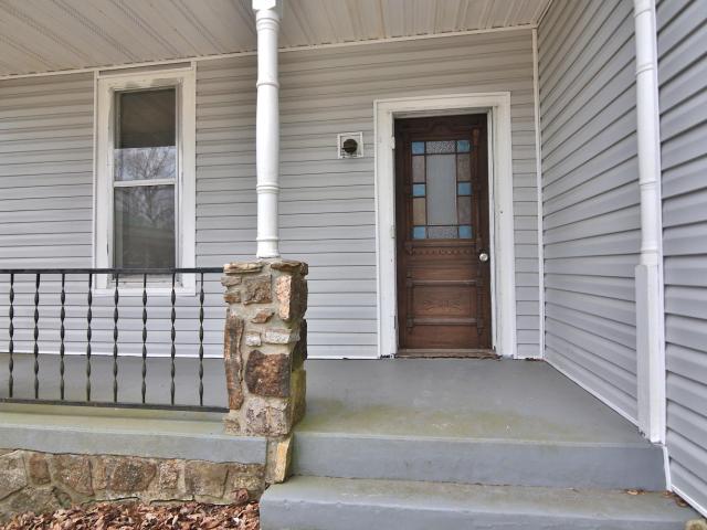 House for sale in Thayer, Missouri