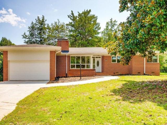 House for sale in Simpsonville, South Carolina