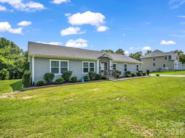 House for sale in Hendersonville, North Carolina