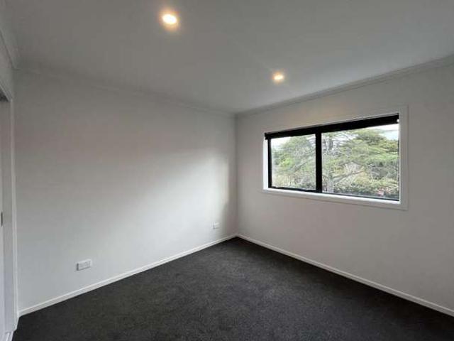 Townhouse for rent in Auckland, Oroua County