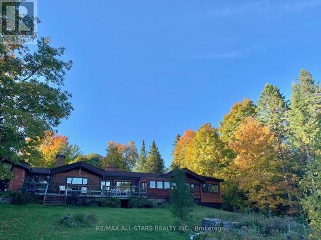 House for sale in Renfrew, Ontario
