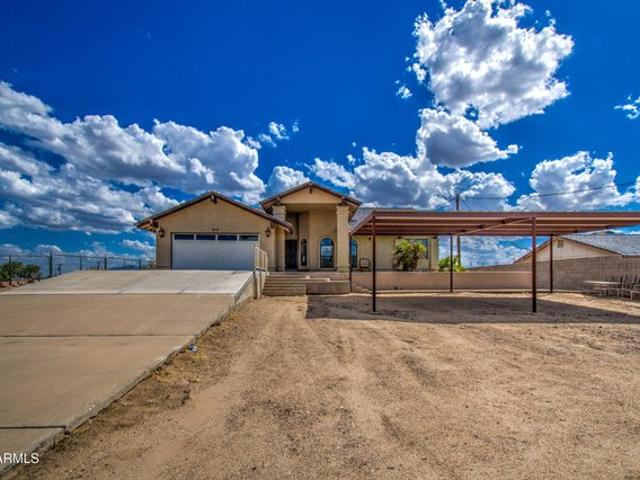 House for sale in Avondale, Arizona