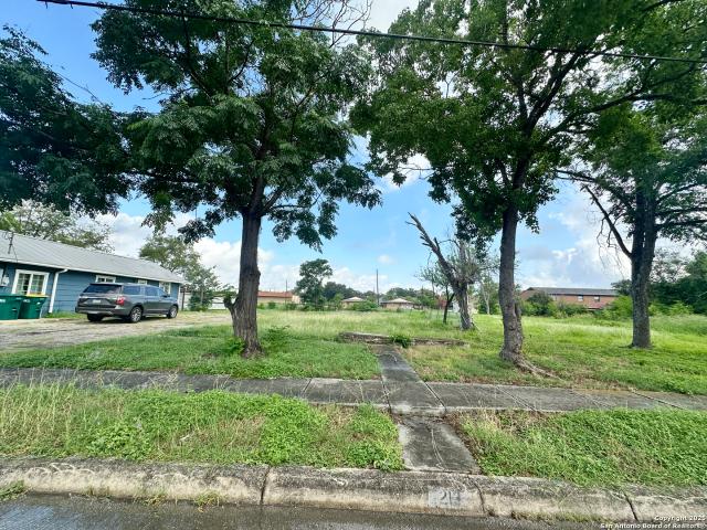 Land for sale in Universal City, Texas