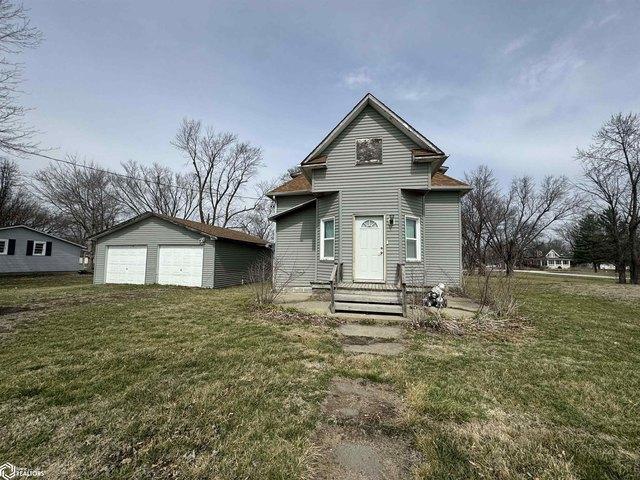 House for sale in Seymour, Iowa