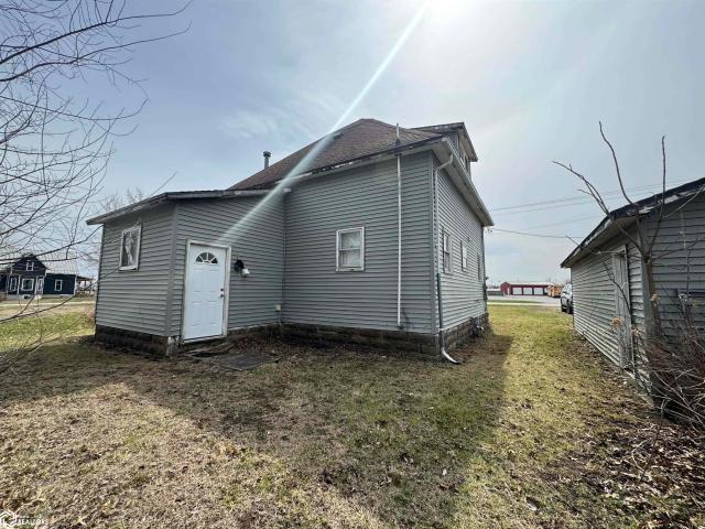 House for sale in Seymour, Iowa