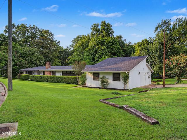 House for sale in Oktibbeha Gardens, Starkville