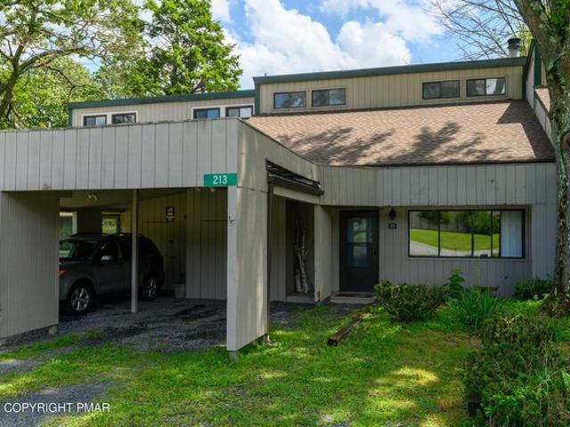 Townhouse for sale in Bartonsville, Pennsylvania