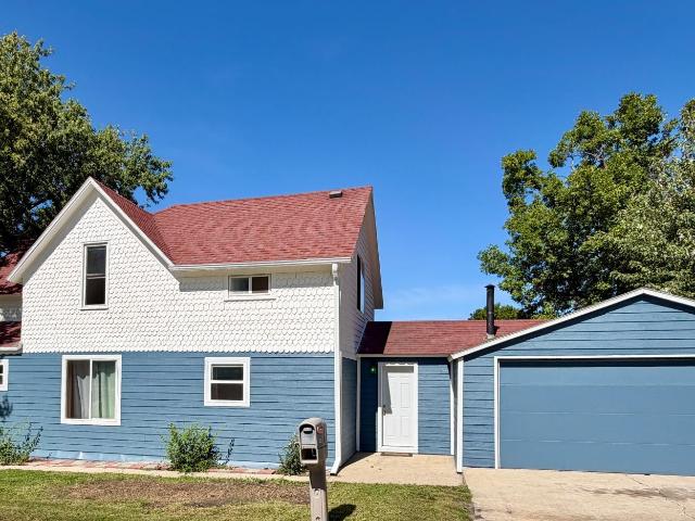 House for sale in Lake Benton, Lincoln County