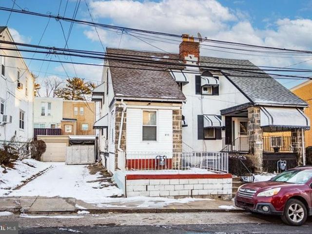 Townhouse for sale in Delco, Pennsylvania