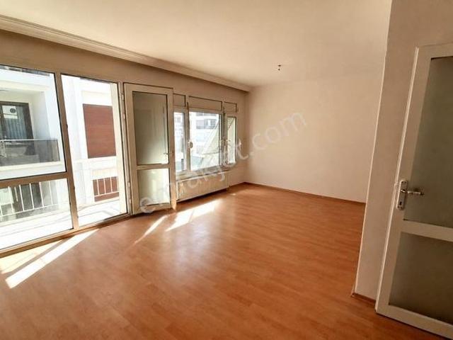 İzmir, Konak içerisinde kiralık mülk