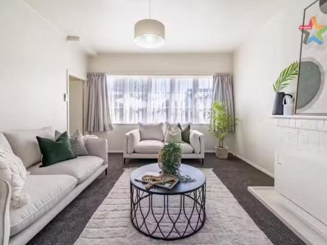 House for sale in Days Bay, Wellington