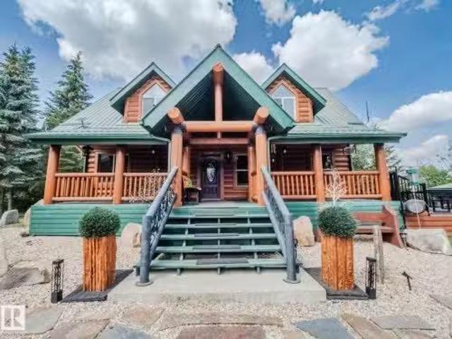 House for sale in Alberta