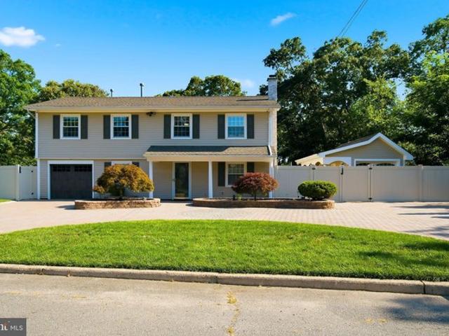 House for sale in Lanoka Harbor, New Jersey