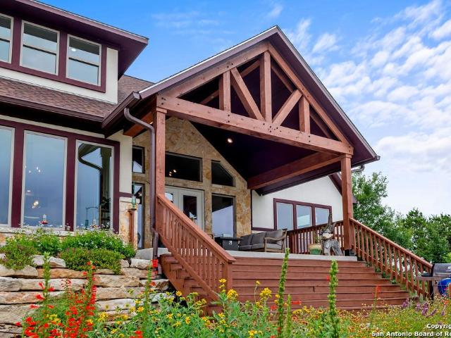 House for sale in Fischer, Texas