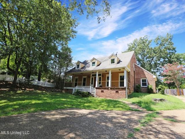 House for sale in Clinton, Mississippi