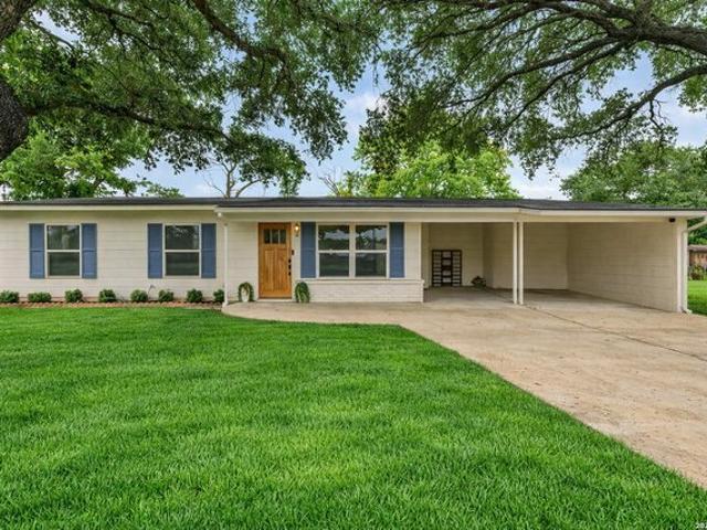 House for sale in Medina, Texas