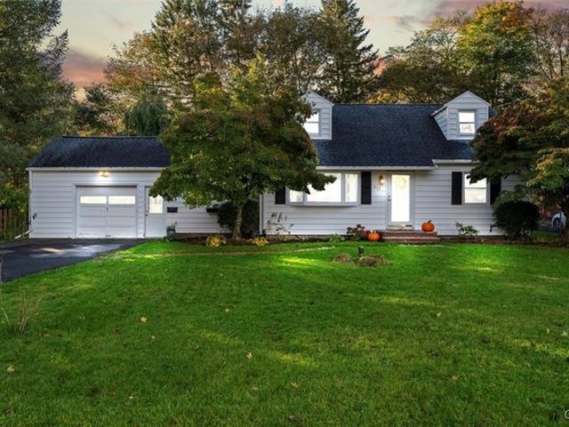 House for sale in Syracuse, New York