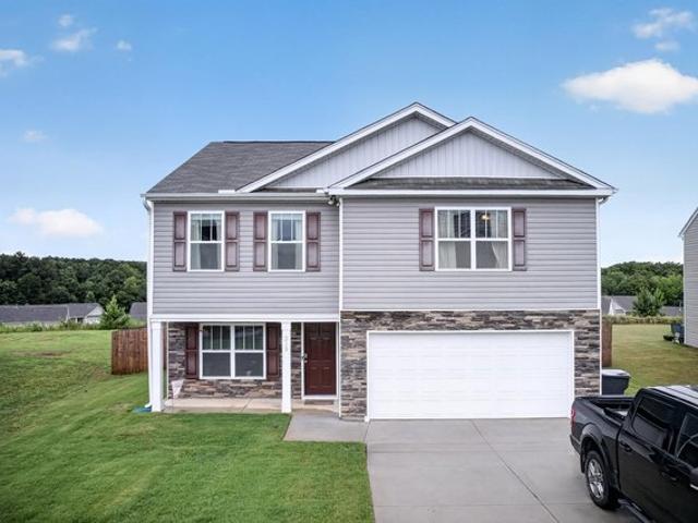 House for sale in Pendleton, South Carolina