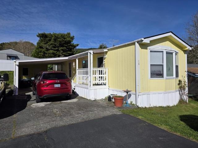 House for sale in Smith River, California