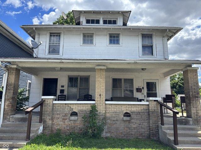 House for sale in Near Eastside, Camby