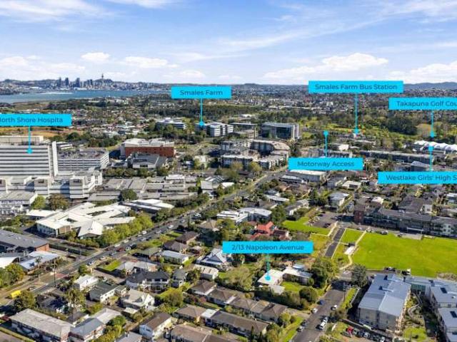 Apartment for sale in Milford, Devonport-Takapuna