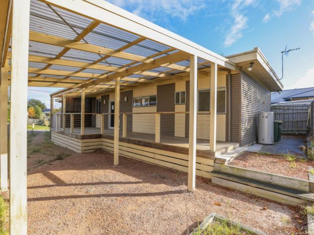 Apartment for rent in Lakes Entrance, Victoria