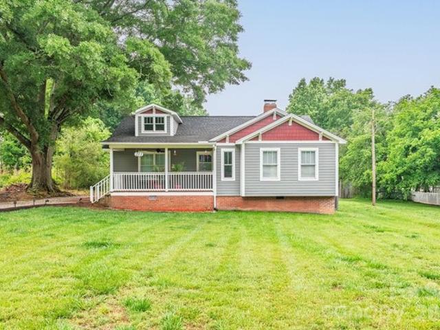 House for sale in Belmont, North Carolina