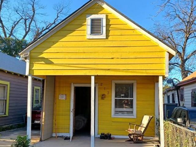 House for sale in Leesville, Texas