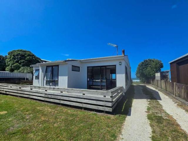 House for rent in Pukehina, Bay Of Plenty