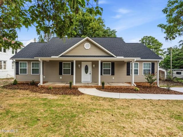 House for sale in Hamlet, North Carolina