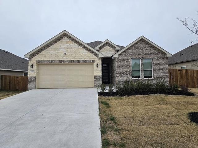 House for sale in Azle, Texas