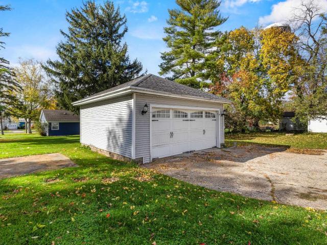 House for sale in Fox Lake, Dodge County
