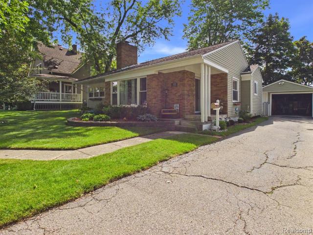 House for sale in Grand Blanc, Michigan