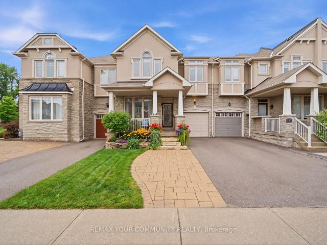 Townhouse for sale in Woburn, Ontario